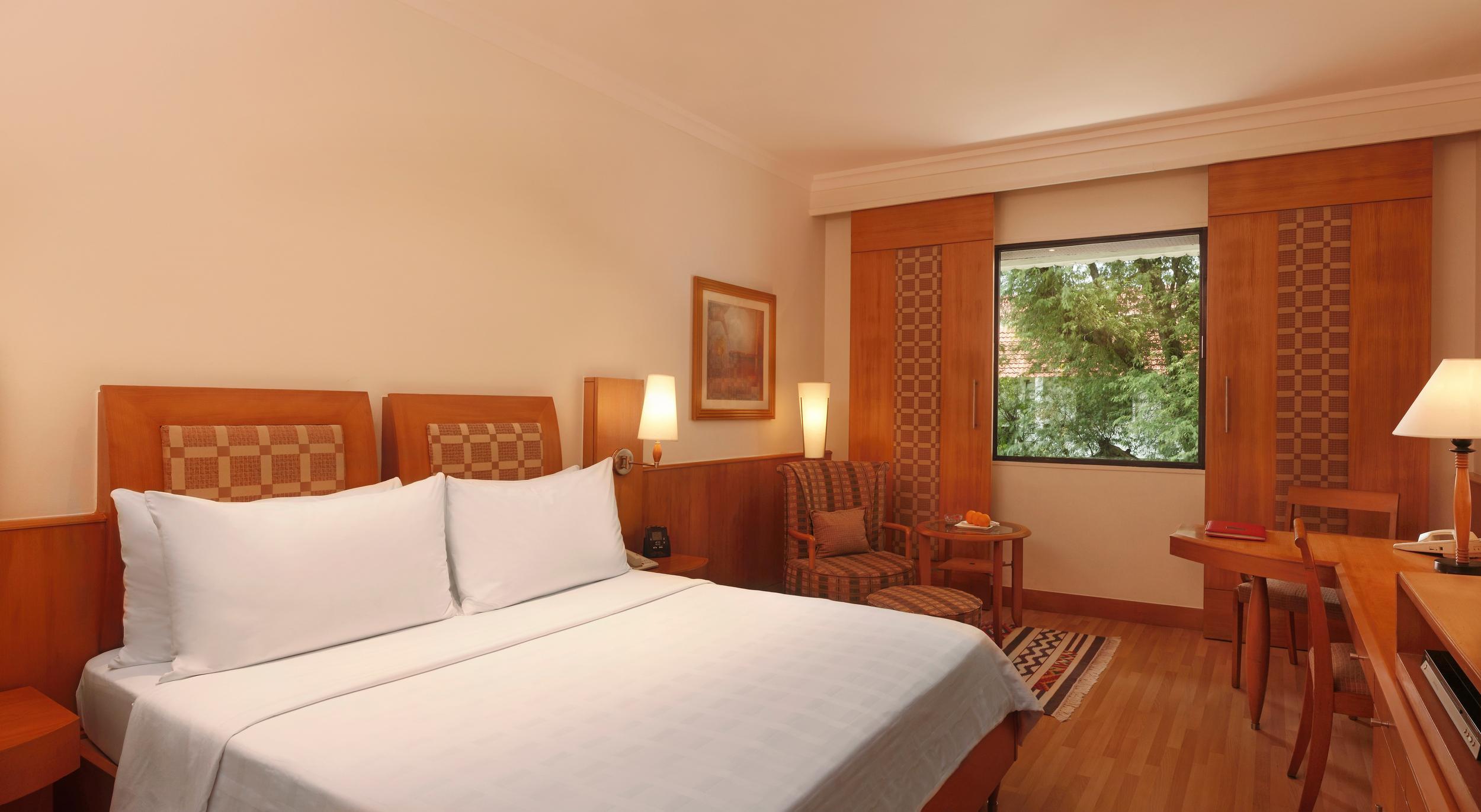 Trident Chennai Exterior foto A room at the Taj Bengal
