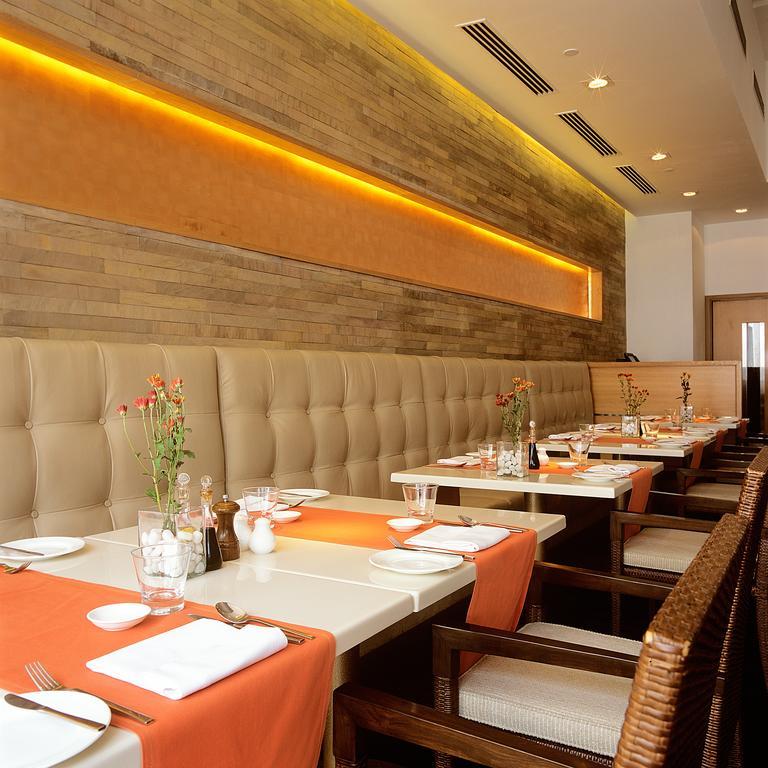 Trident Chennai Exterior foto Restaurant