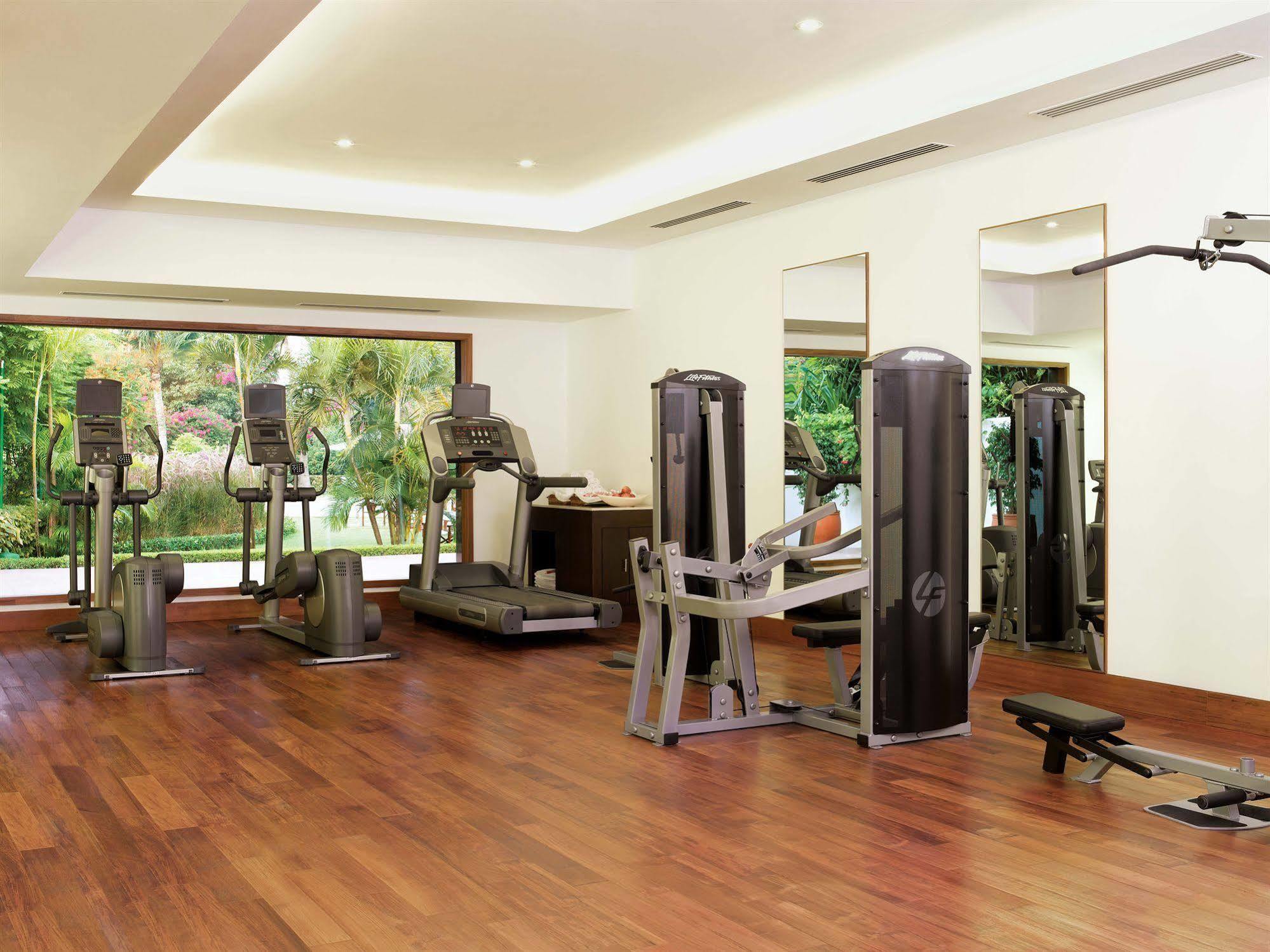 Trident Chennai Facilidades foto The gym at the Taj Bengal